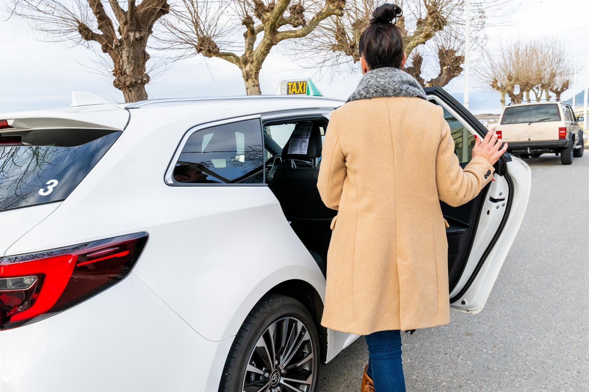 ¡Asegúrate total puntualidad! Somos tu taxi a estaciones y puertos